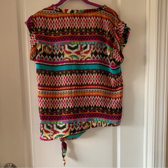 Hale bob western print tie front pocket top - Picture 2 of 6